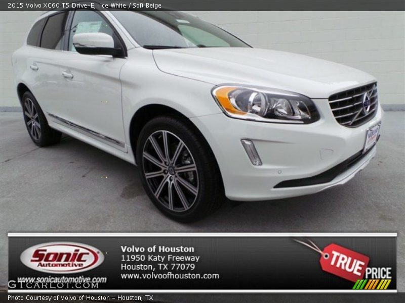 Ice White / Soft Beige 2015 Volvo XC60 T5 Drive-E