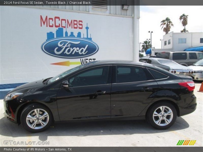 Tuxedo Black / Charcoal Black 2014 Ford Focus SE Sedan