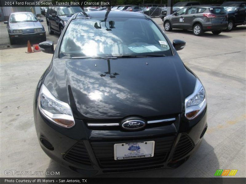 Tuxedo Black / Charcoal Black 2014 Ford Focus SE Sedan