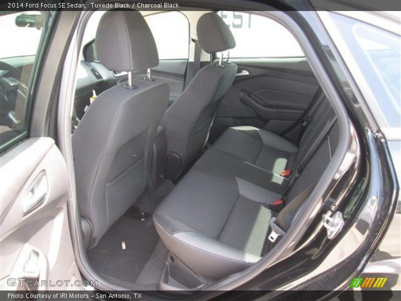 Tuxedo Black / Charcoal Black 2014 Ford Focus SE Sedan