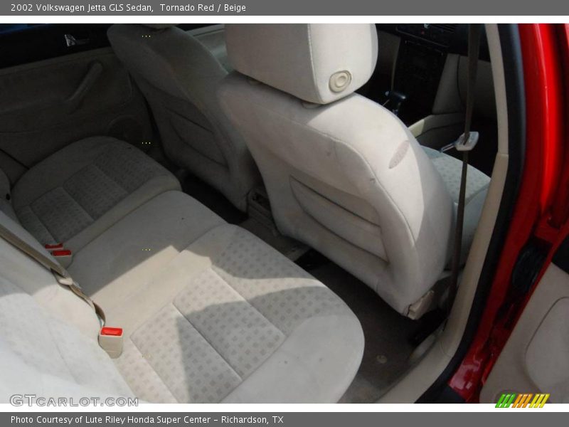 Tornado Red / Beige 2002 Volkswagen Jetta GLS Sedan