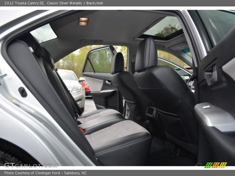 Classic Silver Metallic / Black/Ash 2012 Toyota Camry SE
