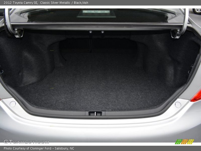 Classic Silver Metallic / Black/Ash 2012 Toyota Camry SE