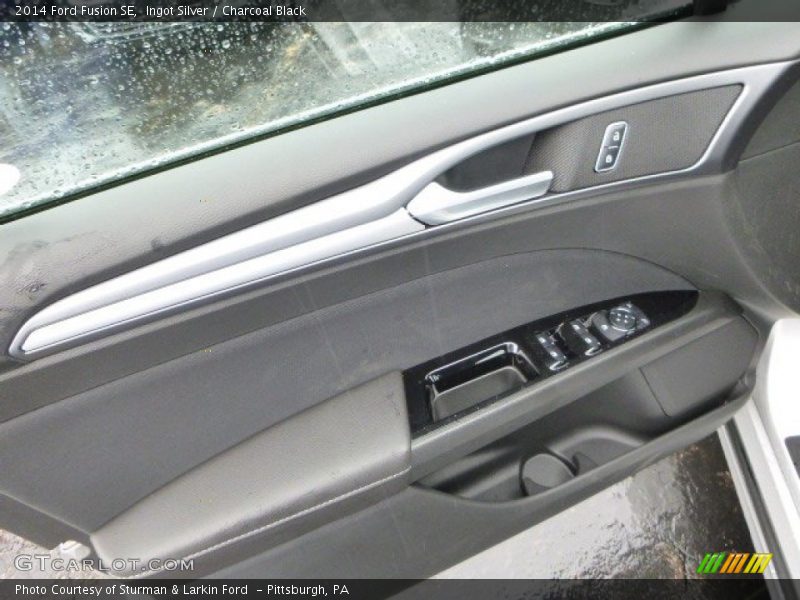 Ingot Silver / Charcoal Black 2014 Ford Fusion SE