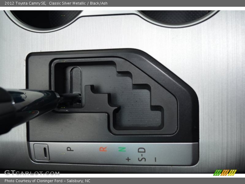 Classic Silver Metallic / Black/Ash 2012 Toyota Camry SE