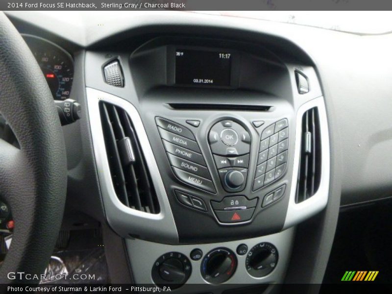 Sterling Gray / Charcoal Black 2014 Ford Focus SE Hatchback