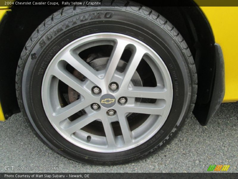 Rally Yellow / Graphite 2004 Chevrolet Cavalier Coupe