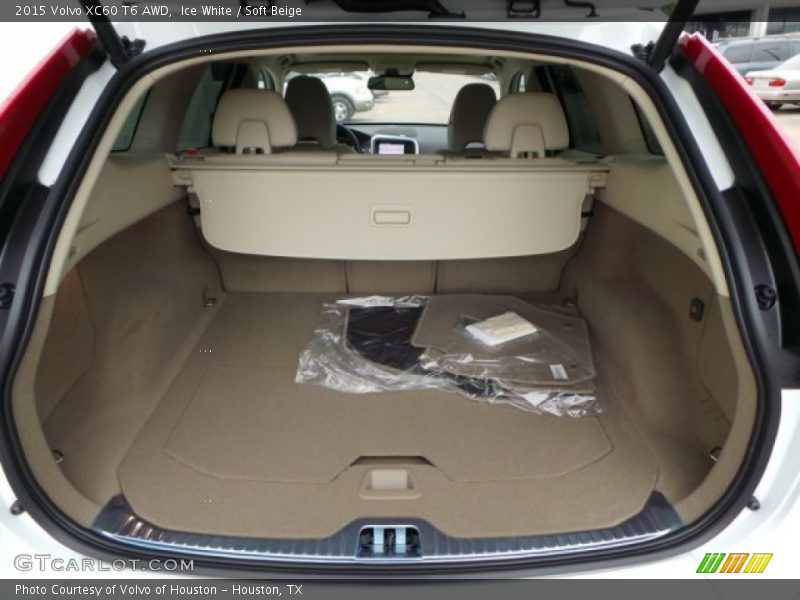 Ice White / Soft Beige 2015 Volvo XC60 T6 AWD