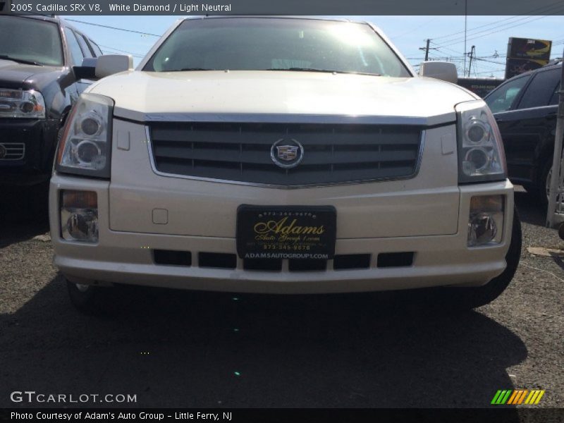 White Diamond / Light Neutral 2005 Cadillac SRX V8