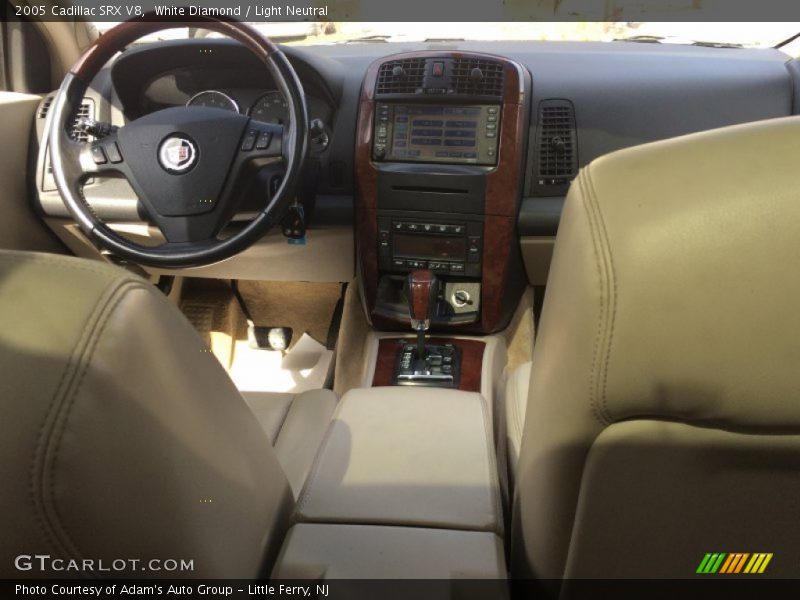 White Diamond / Light Neutral 2005 Cadillac SRX V8