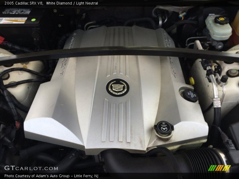 White Diamond / Light Neutral 2005 Cadillac SRX V8