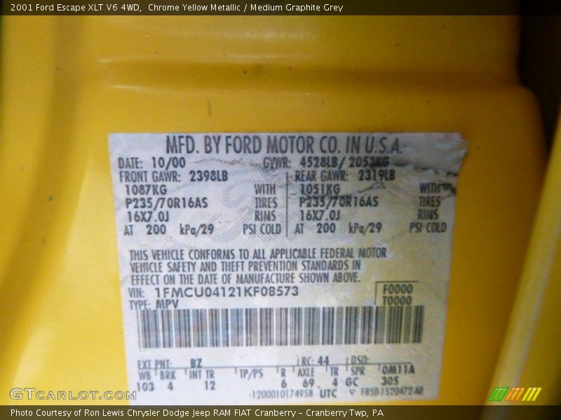 Chrome Yellow Metallic / Medium Graphite Grey 2001 Ford Escape XLT V6 4WD