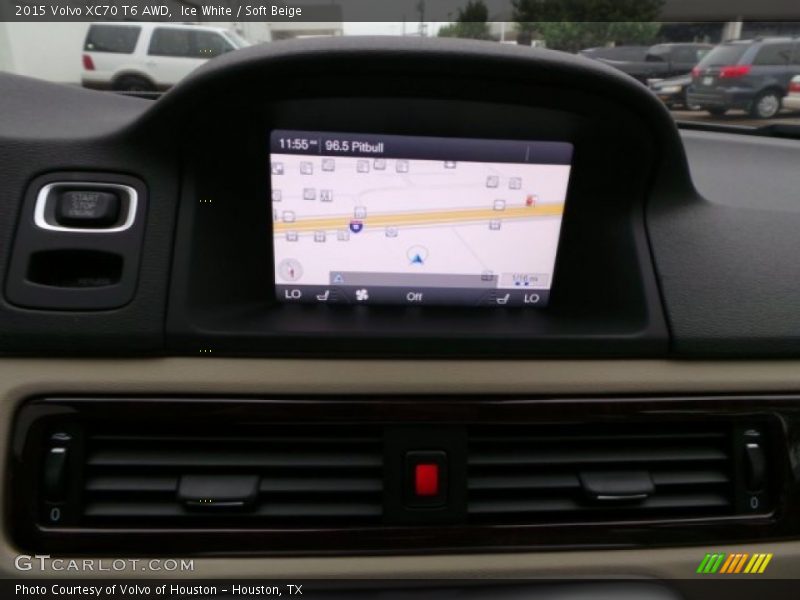 Ice White / Soft Beige 2015 Volvo XC70 T6 AWD