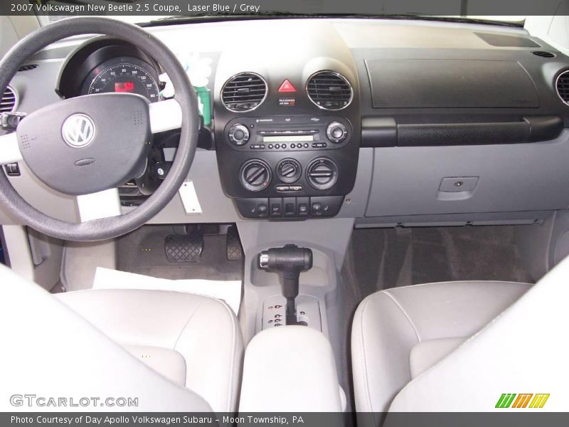 Laser Blue / Grey 2007 Volkswagen New Beetle 2.5 Coupe