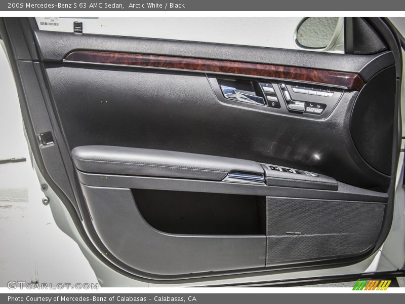 Arctic White / Black 2009 Mercedes-Benz S 63 AMG Sedan