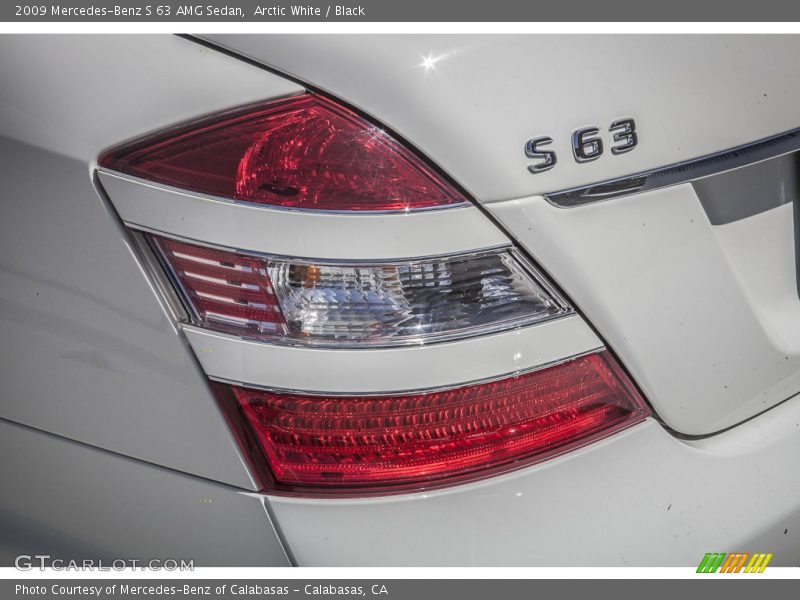 Arctic White / Black 2009 Mercedes-Benz S 63 AMG Sedan