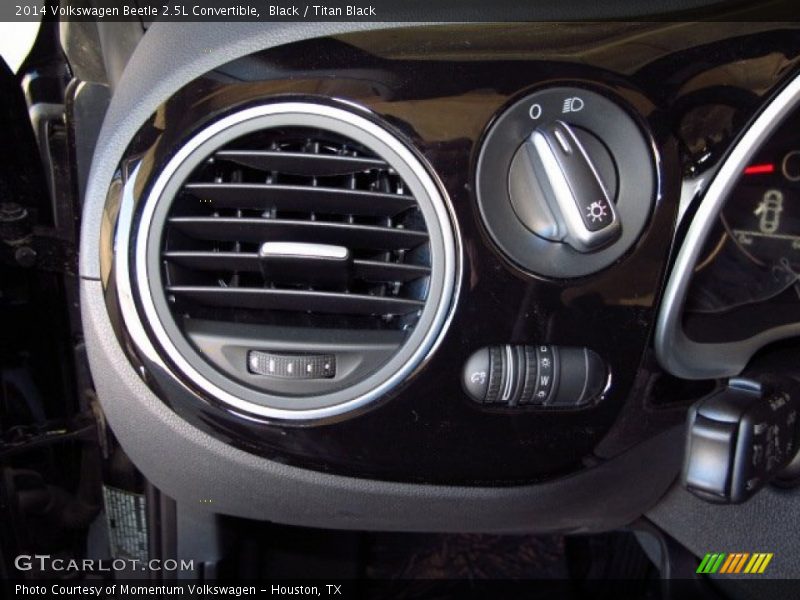 Black / Titan Black 2014 Volkswagen Beetle 2.5L Convertible