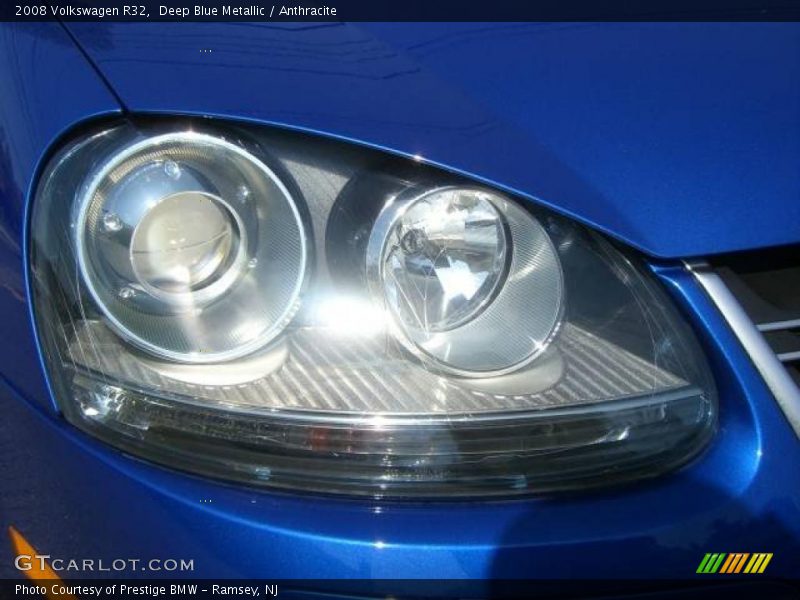 Deep Blue Metallic / Anthracite 2008 Volkswagen R32
