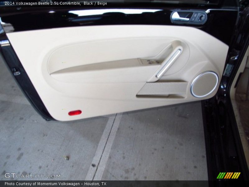 Black / Beige 2014 Volkswagen Beetle 2.5L Convertible