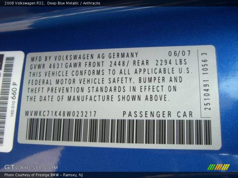 Deep Blue Metallic / Anthracite 2008 Volkswagen R32