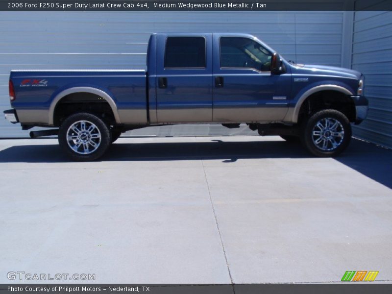 Medium Wedgewood Blue Metallic / Tan 2006 Ford F250 Super Duty Lariat Crew Cab 4x4
