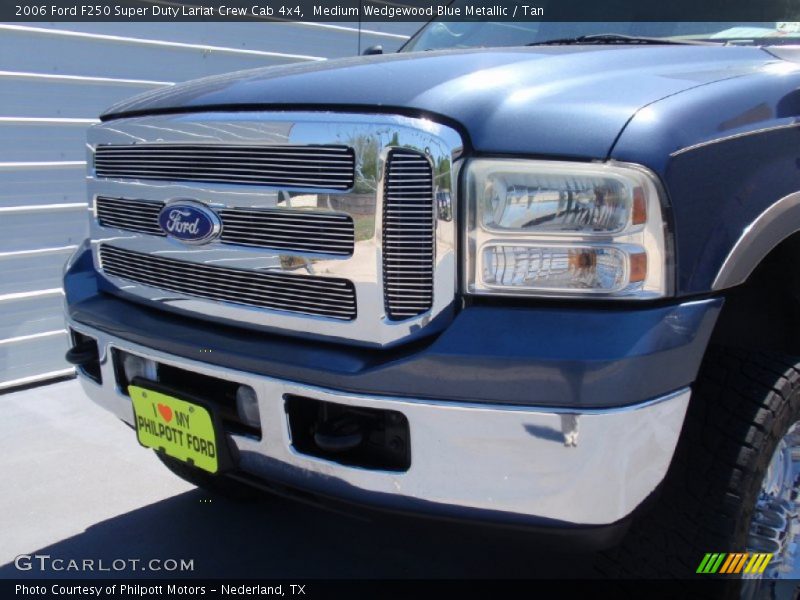 Medium Wedgewood Blue Metallic / Tan 2006 Ford F250 Super Duty Lariat Crew Cab 4x4