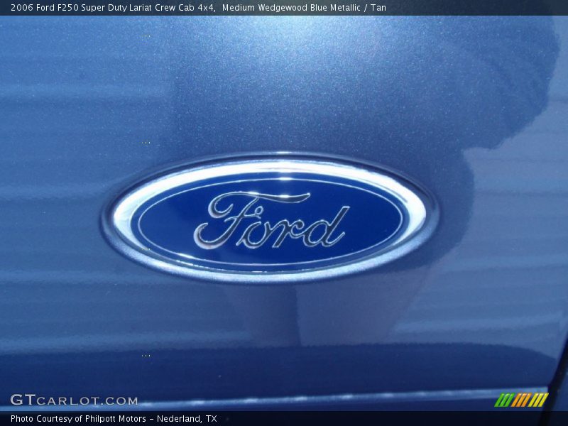 Medium Wedgewood Blue Metallic / Tan 2006 Ford F250 Super Duty Lariat Crew Cab 4x4