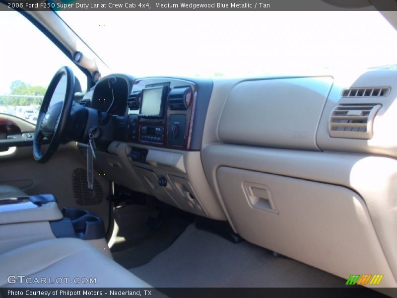 Medium Wedgewood Blue Metallic / Tan 2006 Ford F250 Super Duty Lariat Crew Cab 4x4