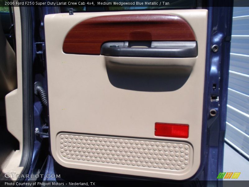 Medium Wedgewood Blue Metallic / Tan 2006 Ford F250 Super Duty Lariat Crew Cab 4x4