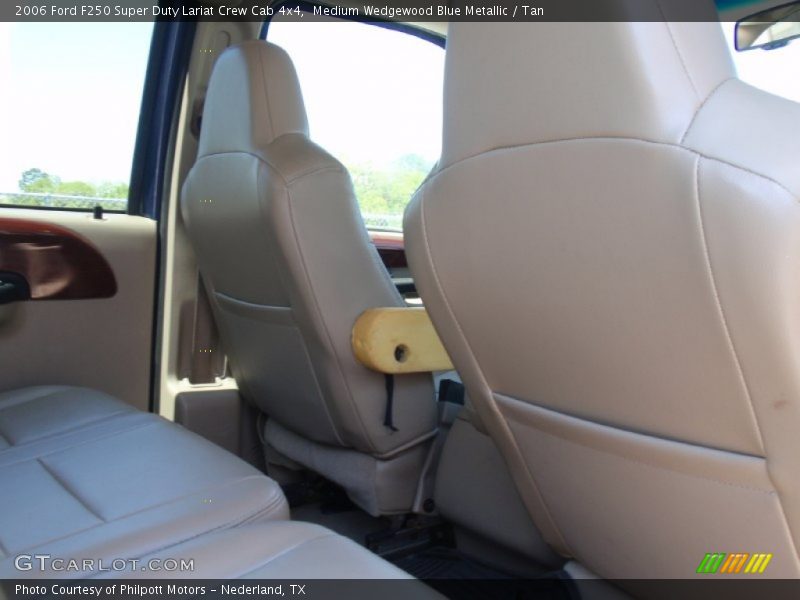 Medium Wedgewood Blue Metallic / Tan 2006 Ford F250 Super Duty Lariat Crew Cab 4x4