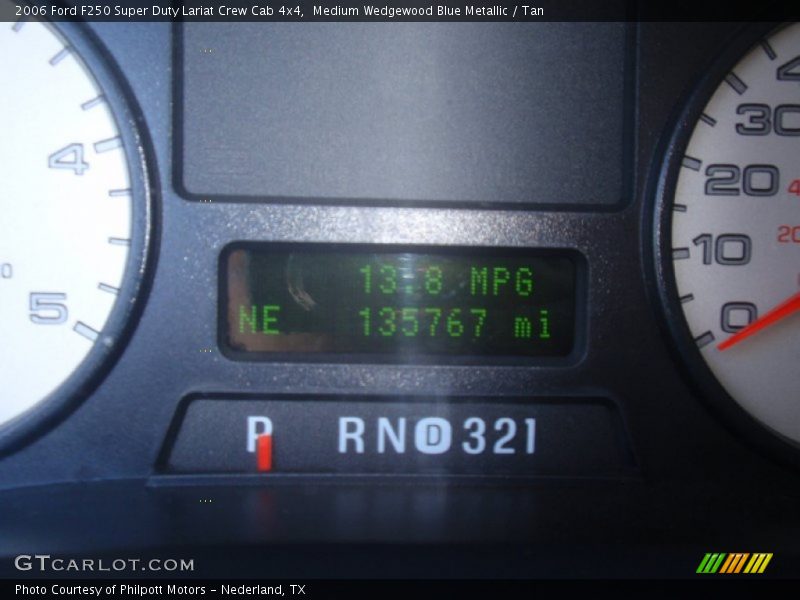 Medium Wedgewood Blue Metallic / Tan 2006 Ford F250 Super Duty Lariat Crew Cab 4x4