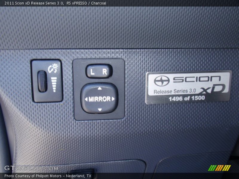 RS xPRESSO / Charcoal 2011 Scion xD Release Series 3.0