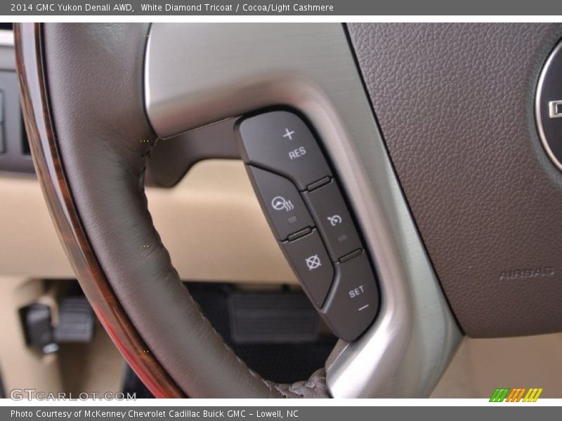 White Diamond Tricoat / Cocoa/Light Cashmere 2014 GMC Yukon Denali AWD