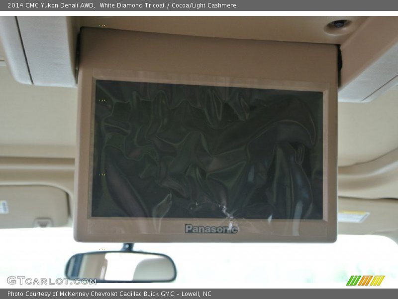 White Diamond Tricoat / Cocoa/Light Cashmere 2014 GMC Yukon Denali AWD
