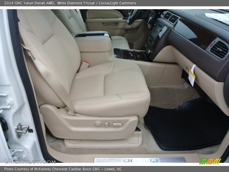 White Diamond Tricoat / Cocoa/Light Cashmere 2014 GMC Yukon Denali AWD