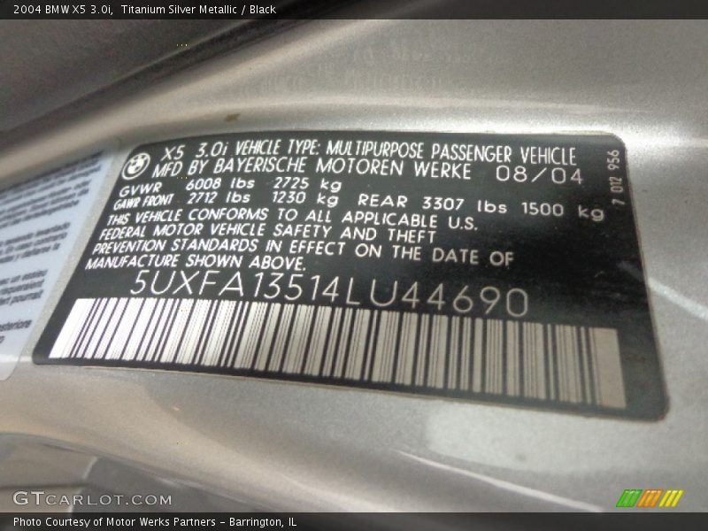 Titanium Silver Metallic / Black 2004 BMW X5 3.0i