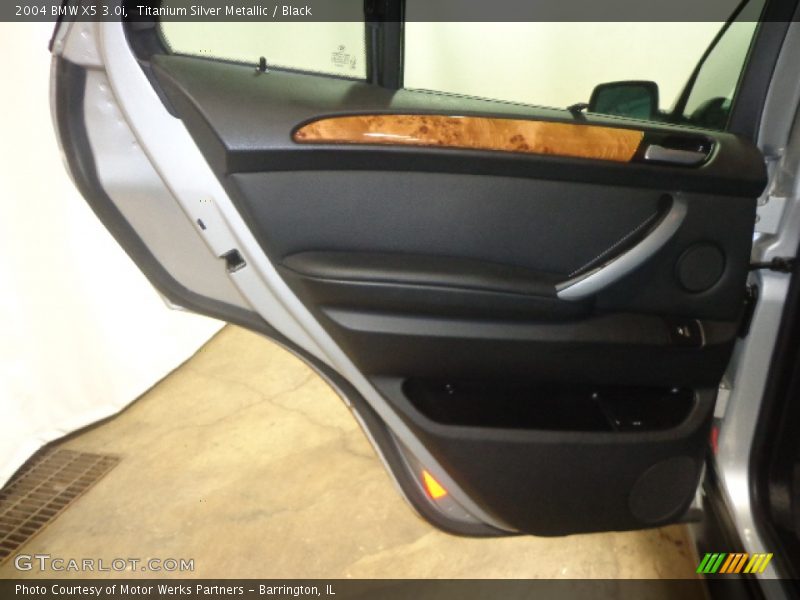 Titanium Silver Metallic / Black 2004 BMW X5 3.0i