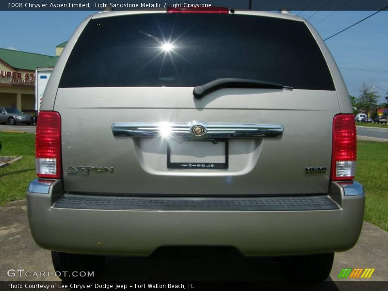 Light Sandstone Metallic / Light Graystone 2008 Chrysler Aspen Limited