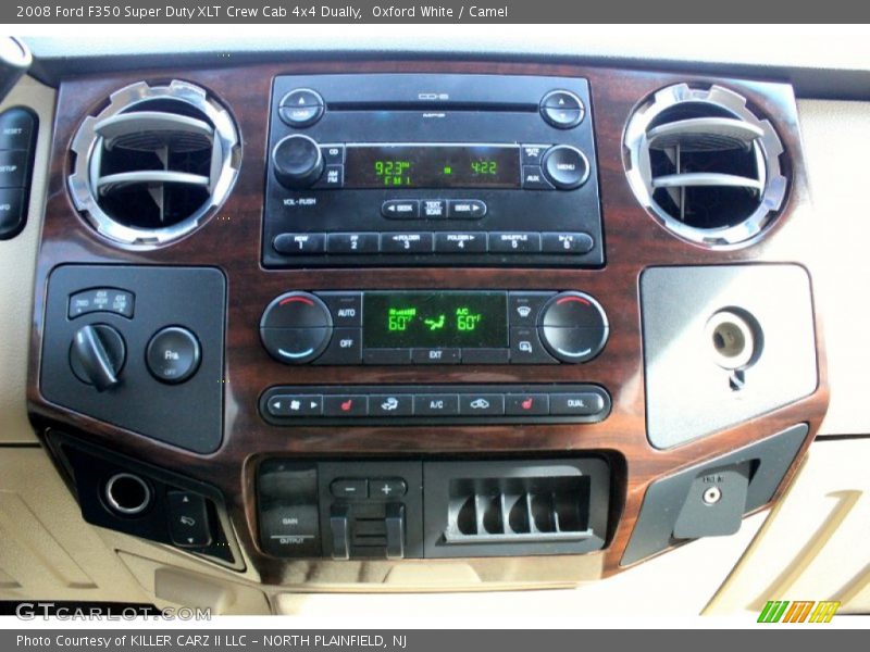 Controls of 2008 F350 Super Duty XLT Crew Cab 4x4 Dually