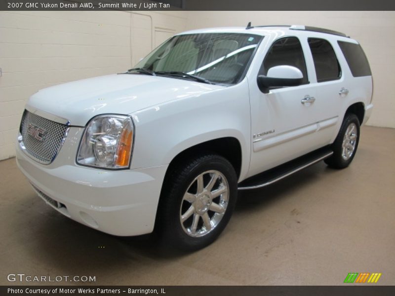 Summit White / Light Tan 2007 GMC Yukon Denali AWD