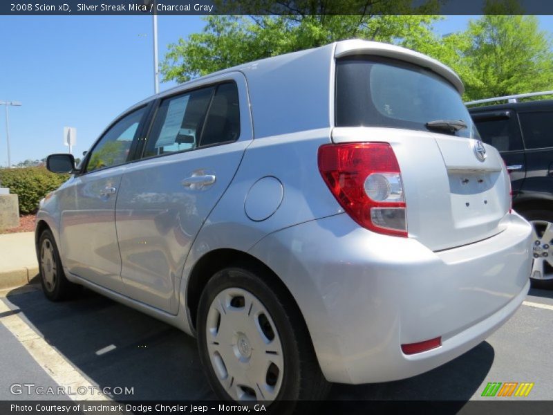 Silver Streak Mica / Charcoal Gray 2008 Scion xD