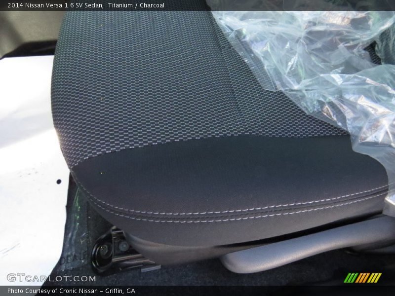 Titanium / Charcoal 2014 Nissan Versa 1.6 SV Sedan