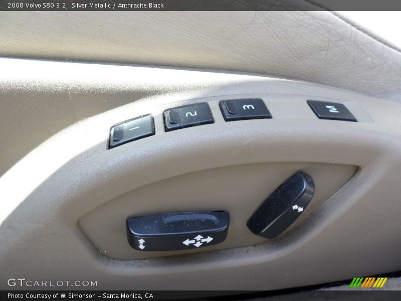 Silver Metallic / Anthracite Black 2008 Volvo S80 3.2