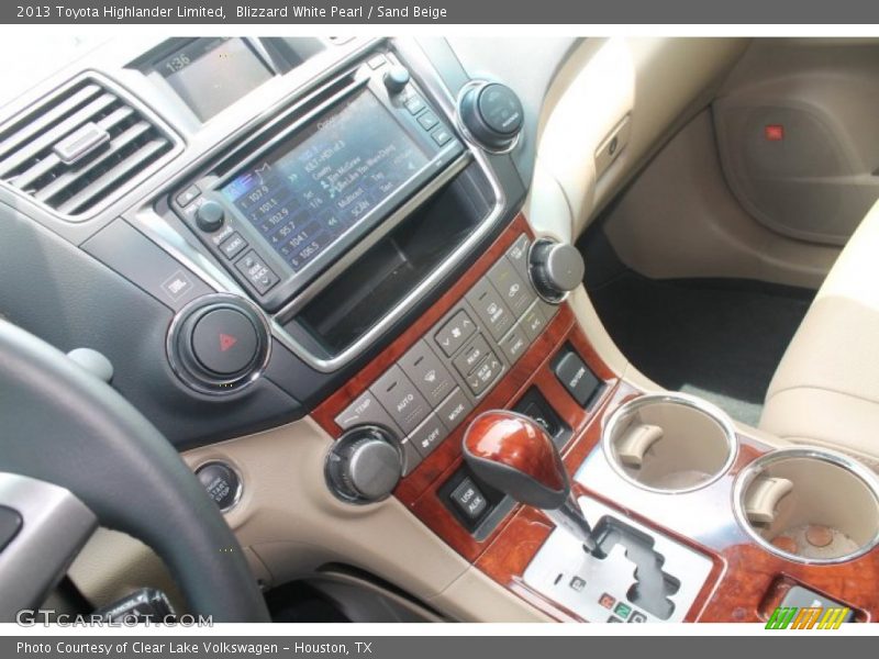 Blizzard White Pearl / Sand Beige 2013 Toyota Highlander Limited