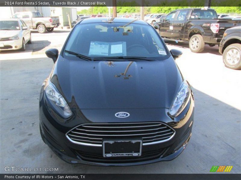 Tuxedo Black / Charcoal Black 2014 Ford Fiesta S Sedan