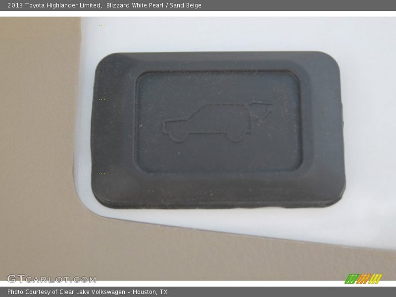Blizzard White Pearl / Sand Beige 2013 Toyota Highlander Limited