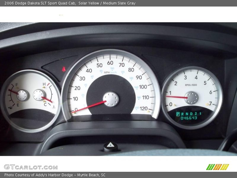 Solar Yellow / Medium Slate Gray 2006 Dodge Dakota SLT Sport Quad Cab