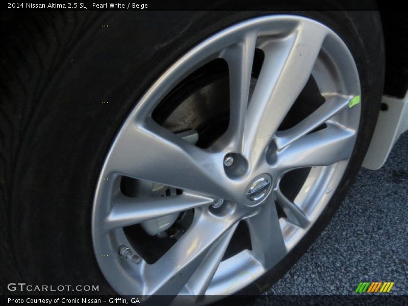 Pearl White / Beige 2014 Nissan Altima 2.5 SL
