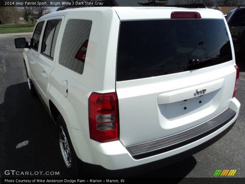 Bright White / Dark Slate Gray 2014 Jeep Patriot Sport