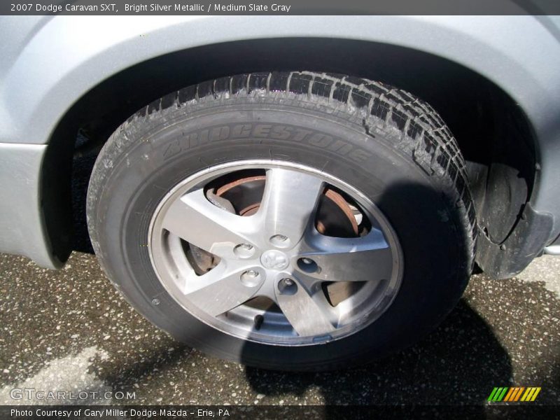 Bright Silver Metallic / Medium Slate Gray 2007 Dodge Caravan SXT